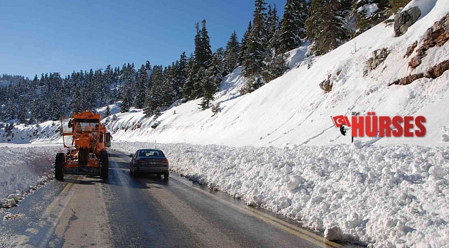 Antalya-Konya karayolu 48 saat sonra trafiğe açıldı