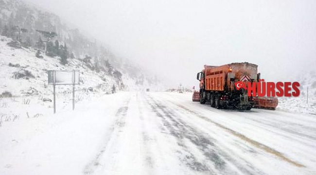 Antalya'yı Konya'ya bağlayan yol, 12 saatte ulaşıma açıldı
