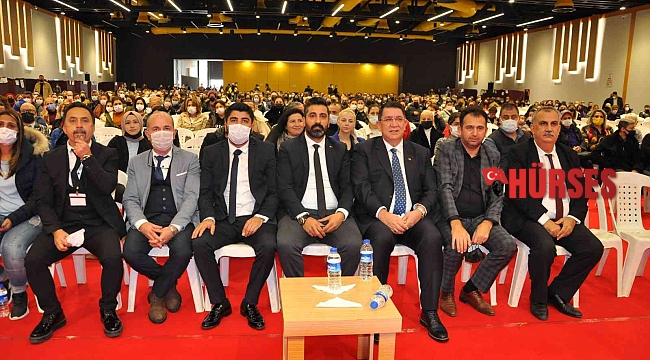 Kuaför ve Manikürcüler Odası Başkanı Tolgahan Demir güven tazeledi