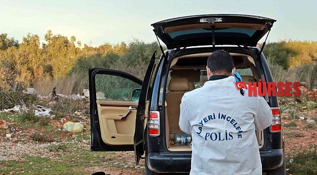 Otomobilin camını kırıp 30 bin liralık bilgisayar çaldılar, köşeye sıkışınca araçlarını bırakıp kaçtılar