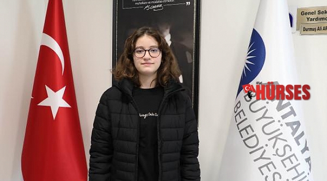 Satranç turnuvasının birincisi Antalya'dan