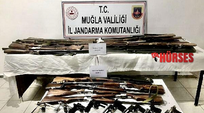 Yasa dışı silah ticareti yapan 2 kişi gözaltına alındı