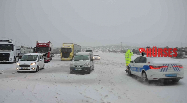 Antalya-Konya karayolu tırlar hariç araç trafiğine açıldı