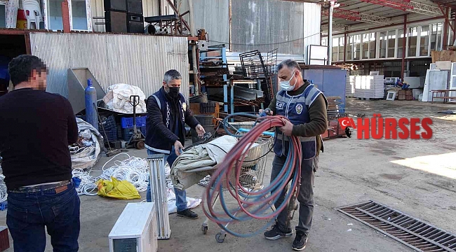 Antalya&#039;da hurdacılara eş zamanlı operasyon