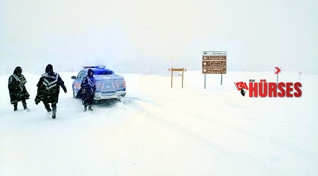 Antalya&#039;da jandarmanın &#039;olumsuz hava koşulu&#039; mesaisi