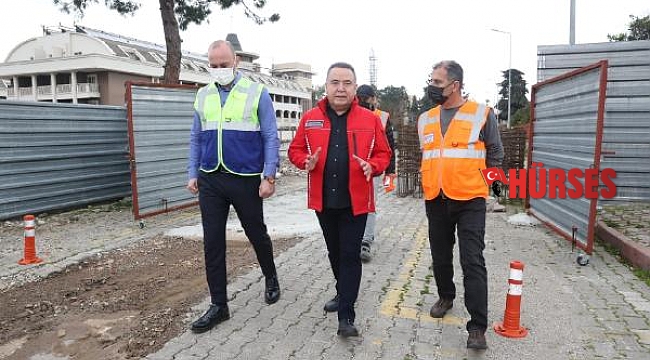 Başkan Böcek, Kemer Otopark ve Pazar Yeri inşaatını inceledi