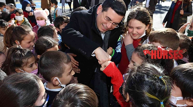 Başkan Tütüncü: "Bir kütüphane onlarca hayat demektir"