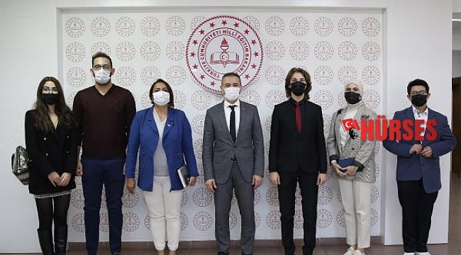 Gençlik Meclisi, Milli Eğitim Müdürü Er'i ziyaret etti
