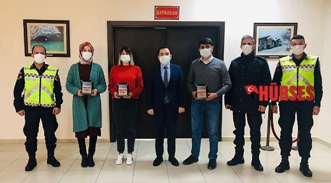 İbradı'da örnek sürücülere plaket