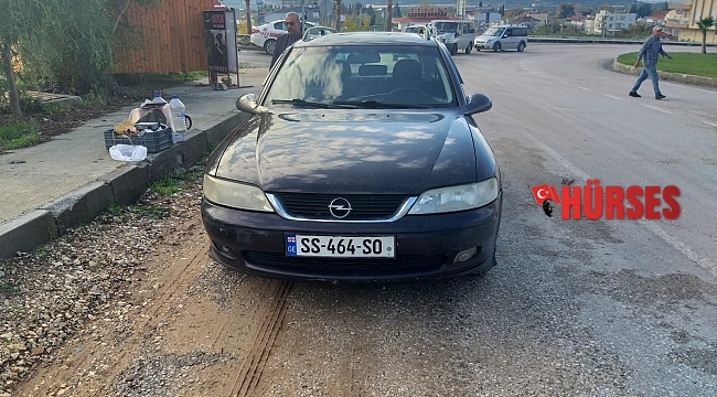 Jandarma tarafından gümrük süresi dolan 8 araca el konuldu