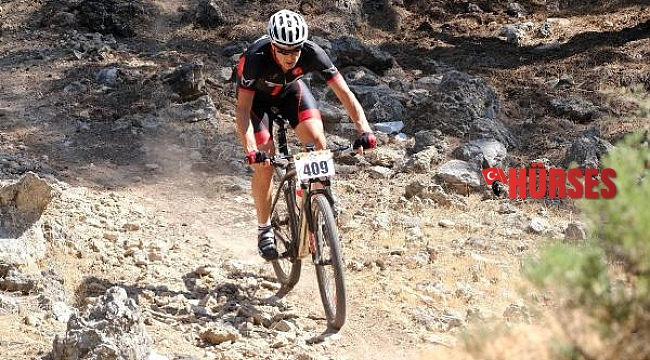 Kepez'de 120 dakika dağ bisikleti yarışı