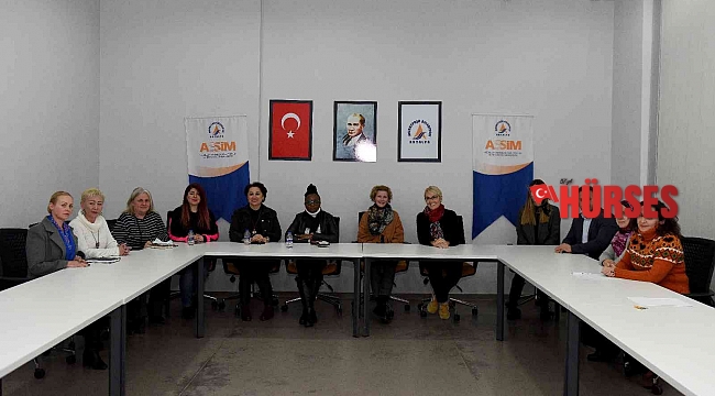 Muratpaşa Yabancılar Meclisi toplandı
