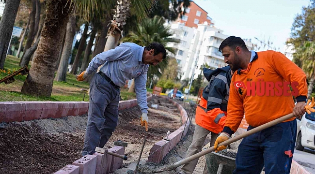 Muratpaşa'da bisiklet ve yürüyüş yollarında yenileme çalışması