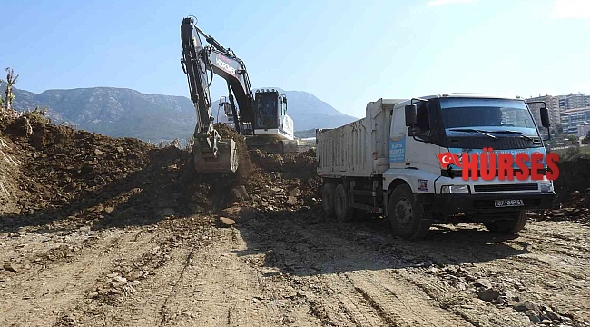 Alanya Mahmutlar'da imar yolu çalışmaları hızlandı