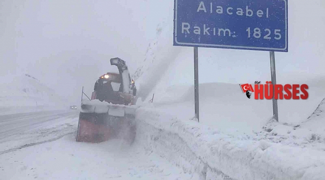 Antalya-Konya karayolu tüm araç trafiğine açıldı