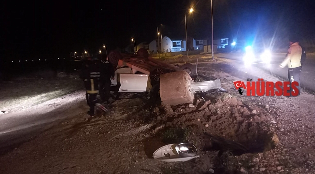Antalya'da kaza sonrası sıkışan sürücüyü itfaiye kurtardı