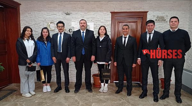 Başarılı güreşçilere ödül