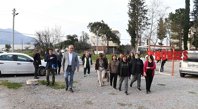 Başkan Esen, Karatepelilerin taleplerini dinledi