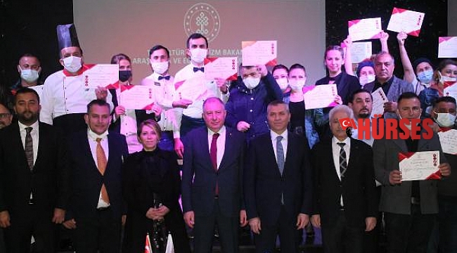 İşbaşı eğitimini tamamlayan kursiyerlere belge verildi