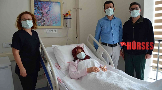 Karın ağrısı şikayetiyle gitti, safra kesesinden 552 adet taş çıkartıldı