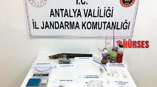Kaş'ta uyuşturucu operasyonu