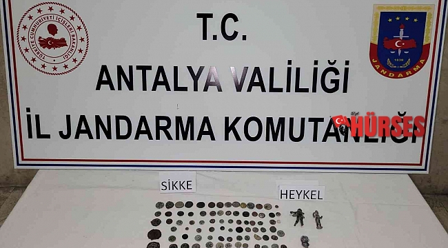 Manavgat'ta 82 parça tarihi eser ele geçirildi: 2 gözaltı