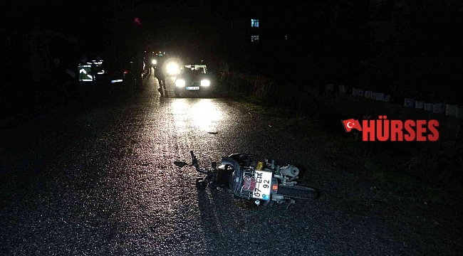 Motosiklet sürücüsü kask sayesinde hayata tutundu