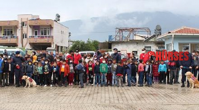 Öğrenci ve öğretmenlere deprem ve trafik eğitimi
