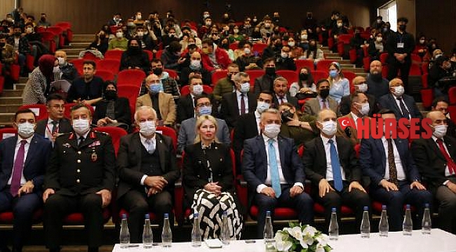 Vali Yazıcı: Şehrimizi ileriye götürmek ecdadımıza vefa borcumuzdur