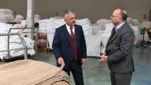 Vali Yazıcı: Üreten bir Antalya yolunda firmalarımızın daima yanındayız