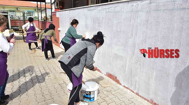 AKMEK'le duvarlara kadın dokunuşu