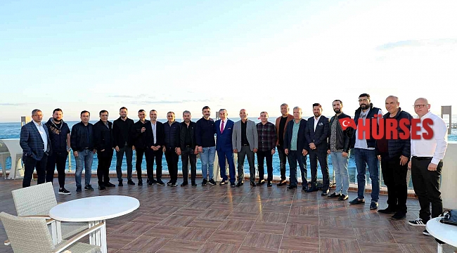 Alanyaspor yönetim kurulu iftarda buluştu