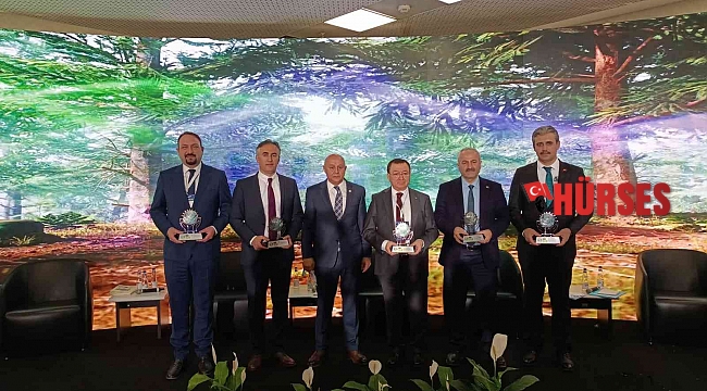 Antalya Büyükşehir Belediyesi İklim Değişikliği Zirvesi'nde
