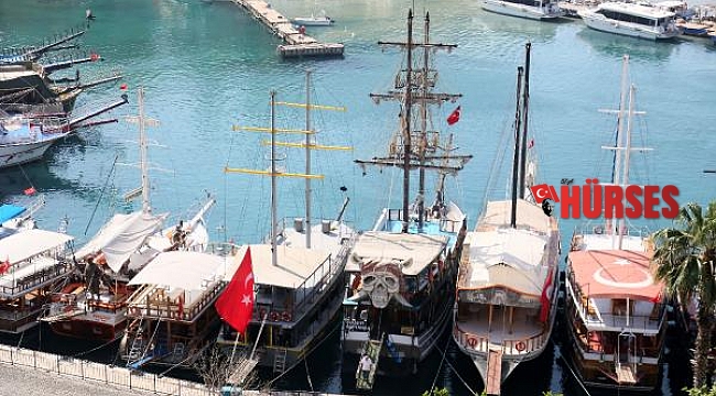 Antalya Deniz Ticaret Odası yöneticisine, denizi kirletmekten 49 bin TL ceza