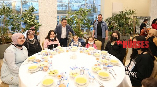 Antalya, 'Gönül Elçileri' iftarında buluştu