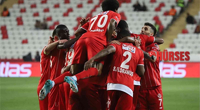 Antalyaspor yenilmezlik serisini 10 maça çıkardı