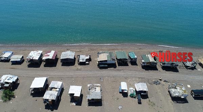 Bedava tatilin adresi çardakların yıkımı, 3'üncü kez ertelendi