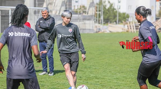 CSKA'dan Antalya'ya transfer olan Tetyana: Ülkeme saldıranın takımında oynayamazdım