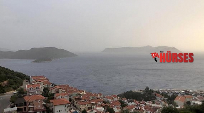 Demre ve Kaş'ta çöl tozu güneşin görünmesini engelledi
