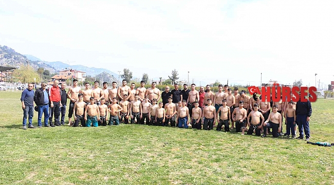Döşemealtı'nın pehlivanları sezonun İlk antrenmanlarını yaptı