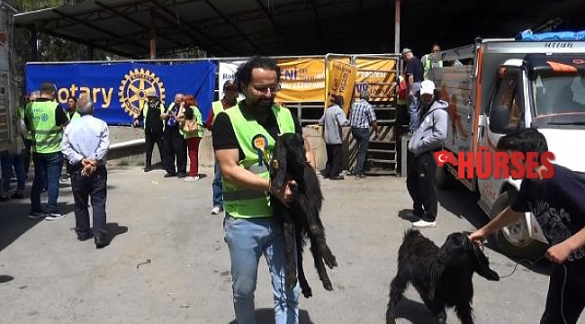 Rotary kulüplerinden Manavgatlılara keçi desteği