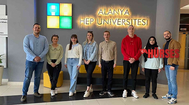 Turizm öğrencileri, uluslararası kongrelerde sunum yapacak