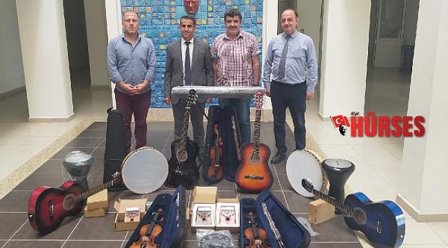 Bakanlıktan okullara müzik aletleri