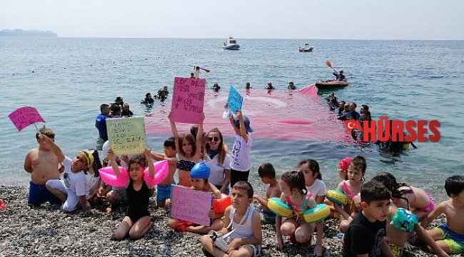 Büyükşehir'den 19 Mayıs'ta deniz ve plaj temizliği