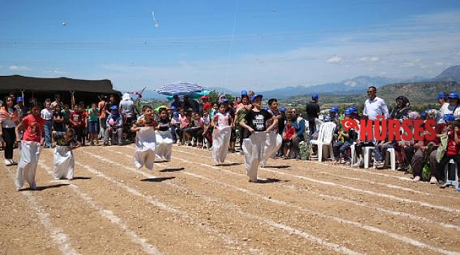 Çocuk oyunları ve Uçurtma Şenliği coşkusu