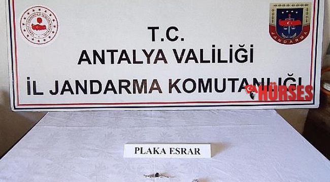 İsviçreli yolcu otobüste esrarla yakalandı
