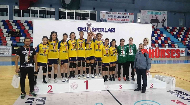 Nadire Konuk, yıldız hentbolde Türkiye şampiyonu