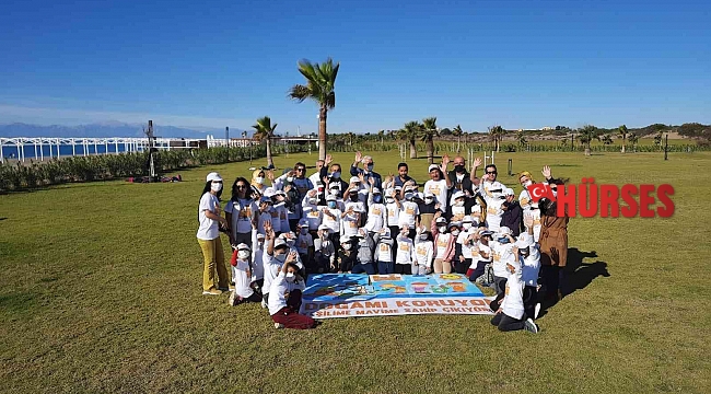 Serik'te bin 200 ilkokul öğrencisi festivalde buluştu