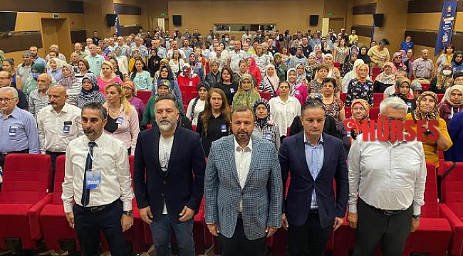 AK Parti'den 138 bin 821 mahalle ve köyde eğitim