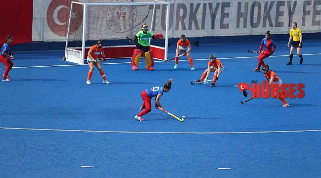 Alanya'da Avrupa Kadınlar Açık Kulüpler Hokey Şampiyonası yapıldı